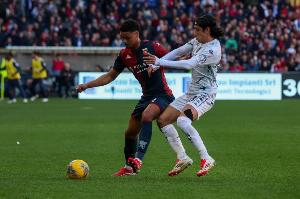 迪马：AC米兰已反超国米，想签德温特顶替佳夫