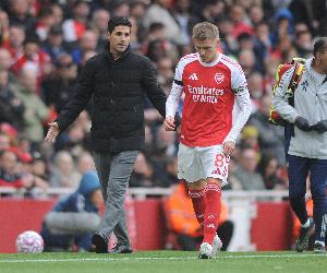 再遭打击！挪威前队医：厄德高可能伤缺6至8周，伤势也许更加严重