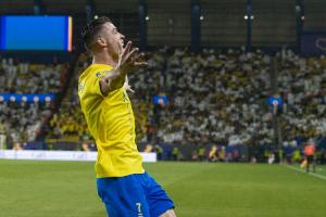 走弯路了C罗19年挣了4.1亿镑薪水，在胜利4年挣6亿+15%股份