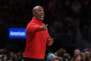 媒体人：现在比卢普斯只是被捕没宣判 但大概率教练生涯结束了