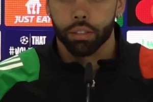 拉亚：这种感觉不是紧张，是自信。来伯纳乌是为了创造自己的历史